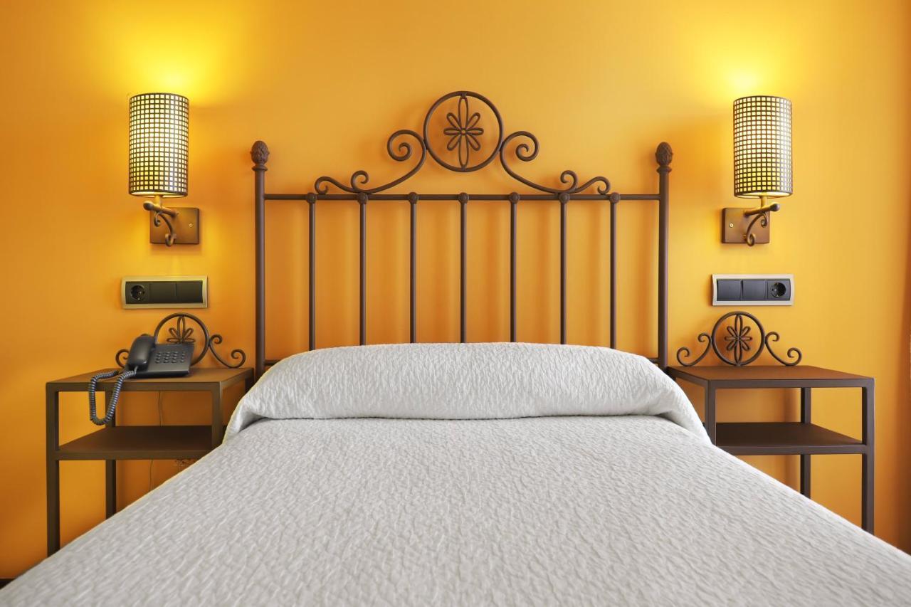 Hotel Moya Honrubia Екстер'єр фото