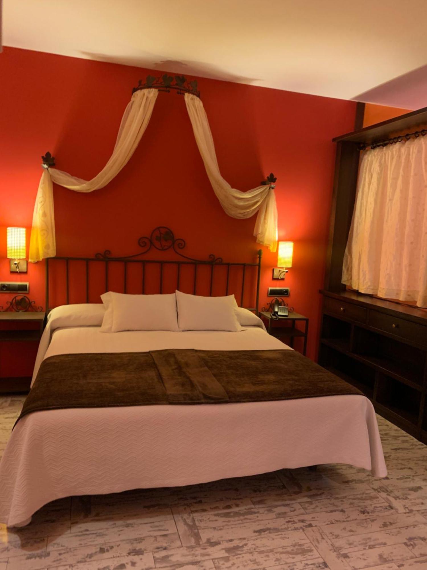 Hotel Moya Honrubia Екстер'єр фото