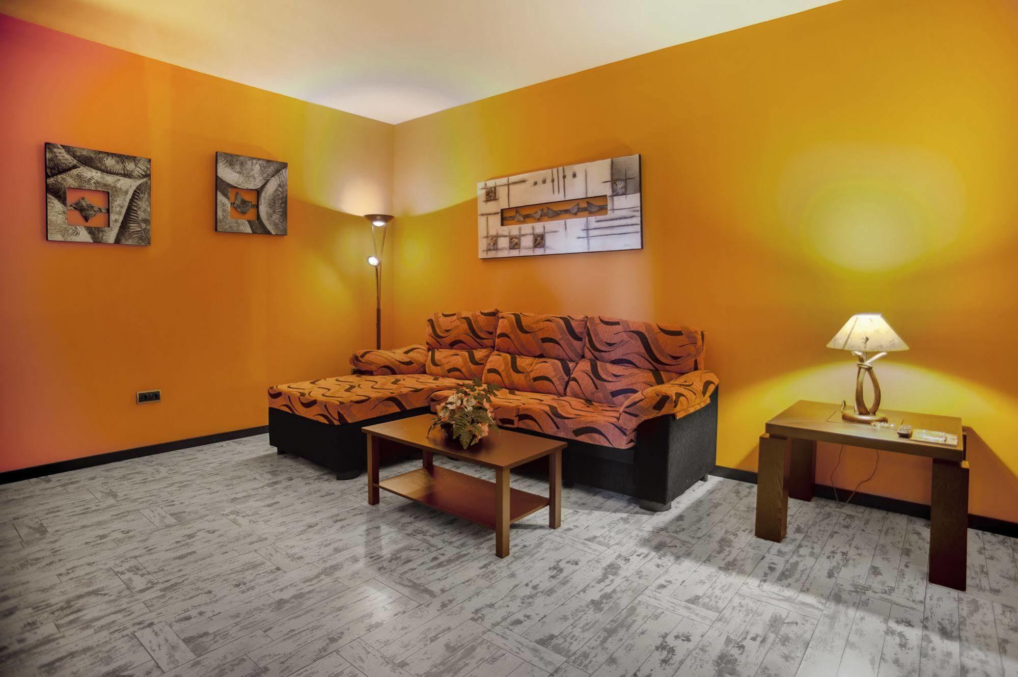 Hotel Moya Honrubia Екстер'єр фото