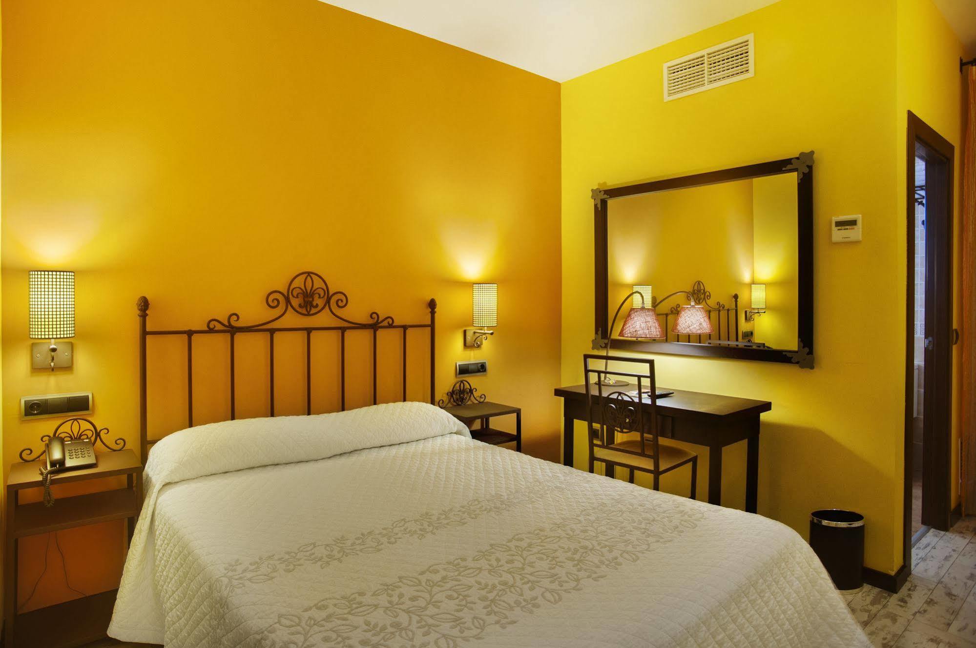 Hotel Moya Honrubia Екстер'єр фото